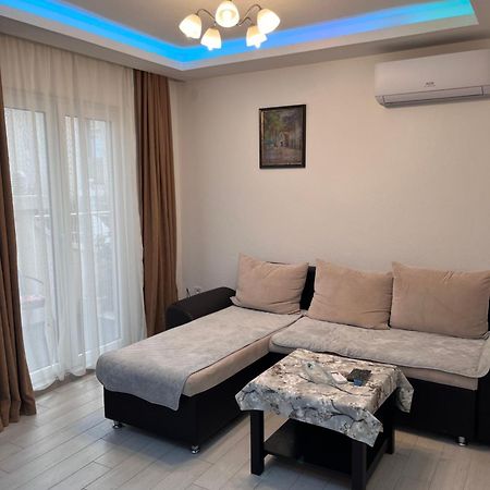 Id Apartments Tivat Eksteriør bilde