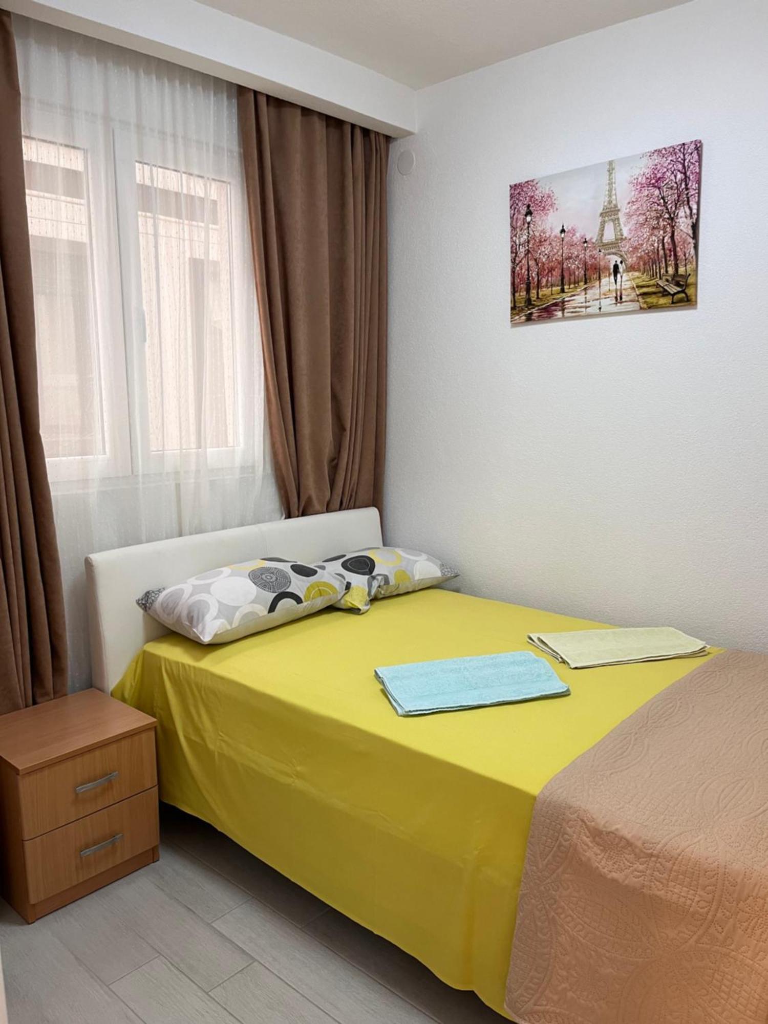Id Apartments Tivat Eksteriør bilde
