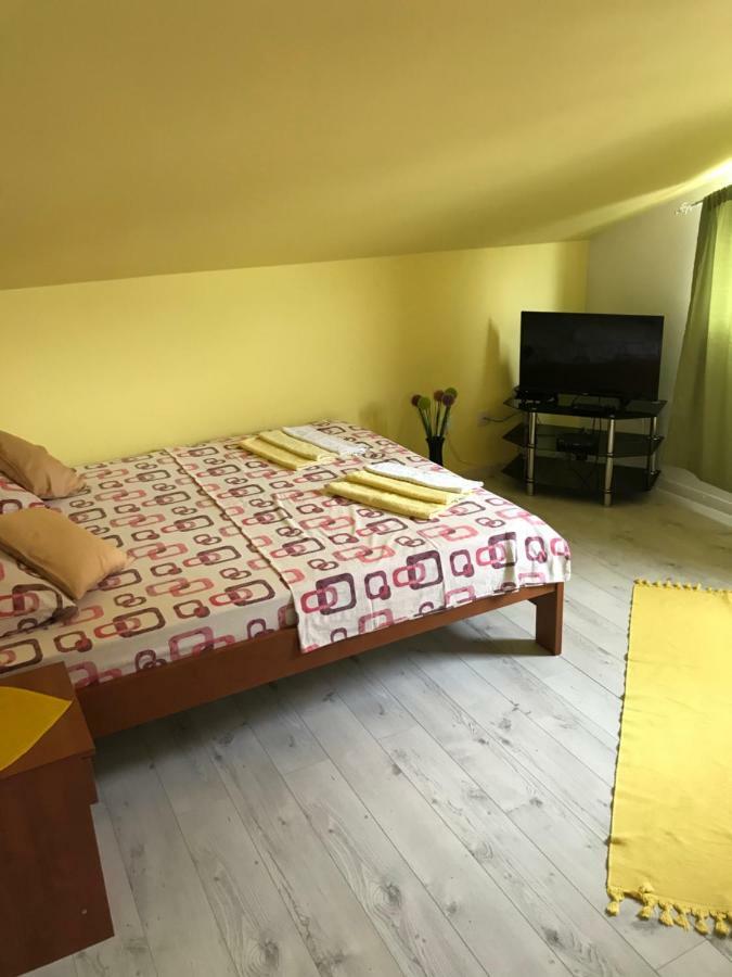 Id Apartments Tivat Eksteriør bilde